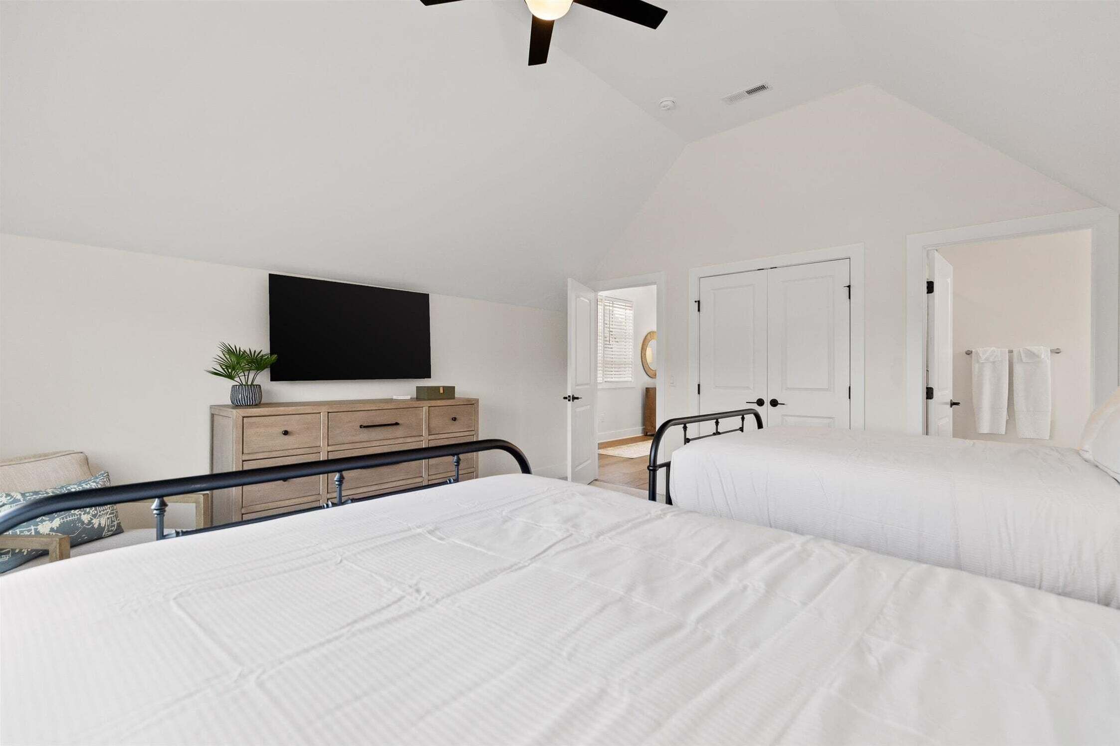 Wifi gratis y ropa de cama 