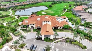 Unclassified image, 3 of 59, button - 3 bed house in Esplanade Lakewood Ranch Bradenton with private POOL and GOLF (Bradenton)