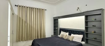 Perfect 6-bedroom Manor in Phagwara