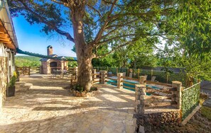 Outside - Lovely home in Divojevici with private swimming pool, can be inside or outside (Divojevici)