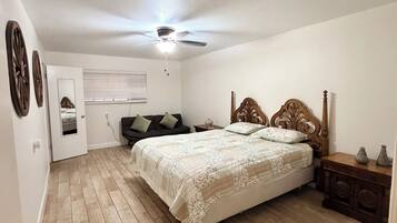Iron/ironing board, WiFi, bed sheets