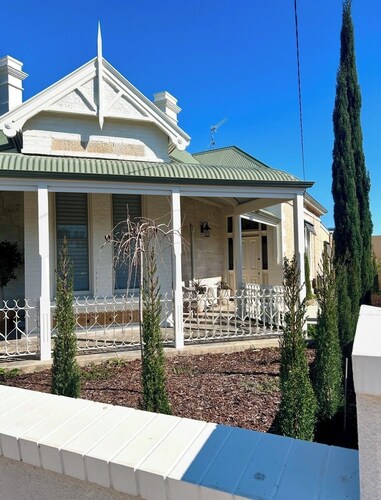 Beautifully renovated home in the heart of Kadina