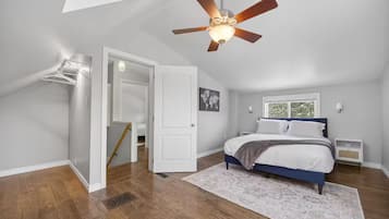 2 chambres, fer et planche à repasser, Wi-Fi, draps fournis