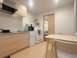 Unclassified image, 5 of 7, button - Aoba Residence Designer Apartments 302 (大阪市)