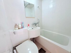 Unclassified image, 4 of 9, button - Aoba Residence Designer Apartments 403 (大阪市)