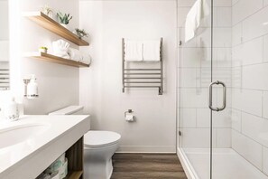 Bathroom - Canyon Haus 326 | Modern Studio | Mountain View | Heated Pool | Hot Tub | WiFi (Park City)