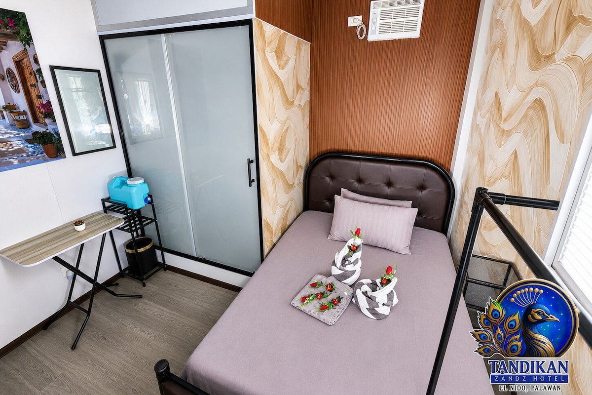 Standard Double Room, Balcony, Beach View