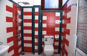 Bathroom - Scenario Ella (Ella)