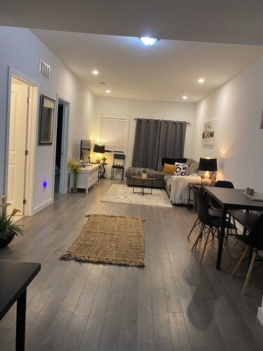 Gorgeous Home in the Heart of Welland
