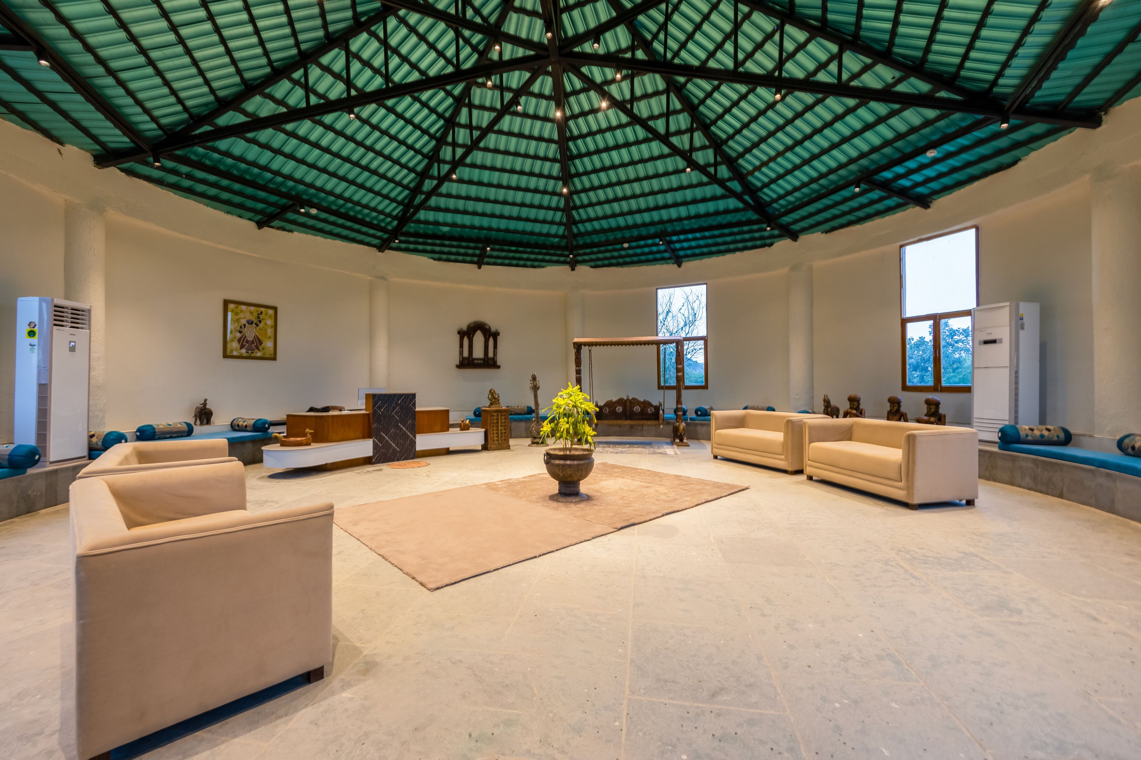 Quầy tiếp tân