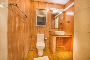 Unclassified image, 5 of 17, button - Bumblebee Hotel (Kadawatha)