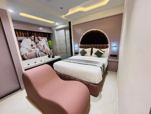 Double Room | Free WiFi - Hotel pacific empire  (Ahmedabad)