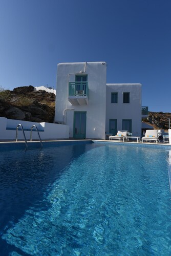 65 Stairs To Heaven Private Villa
