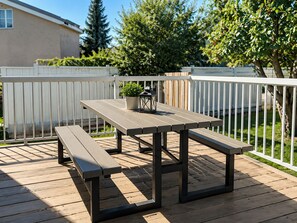 Unclassified image, 2 of 32, button - 5-Min Walk to WEM Hot Tub and A/C (Edmonton)