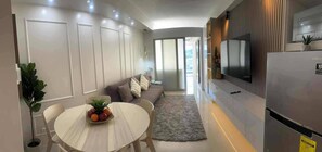 Interior - Cozy Scandi-inspired Condo With Balcony Facing Mall of Asia and Ikea (Pasay)