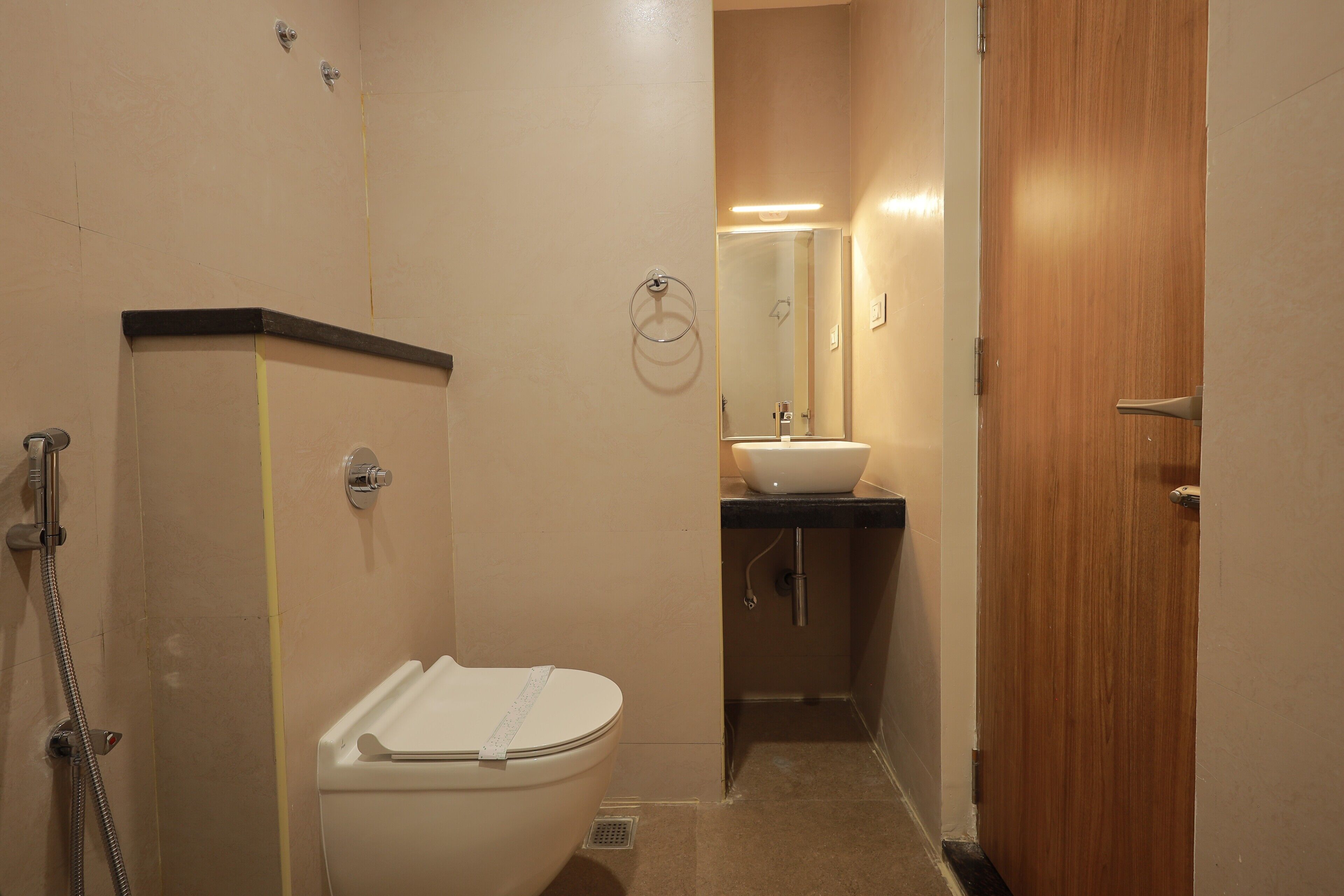 Standard Double Room | Bathroom
