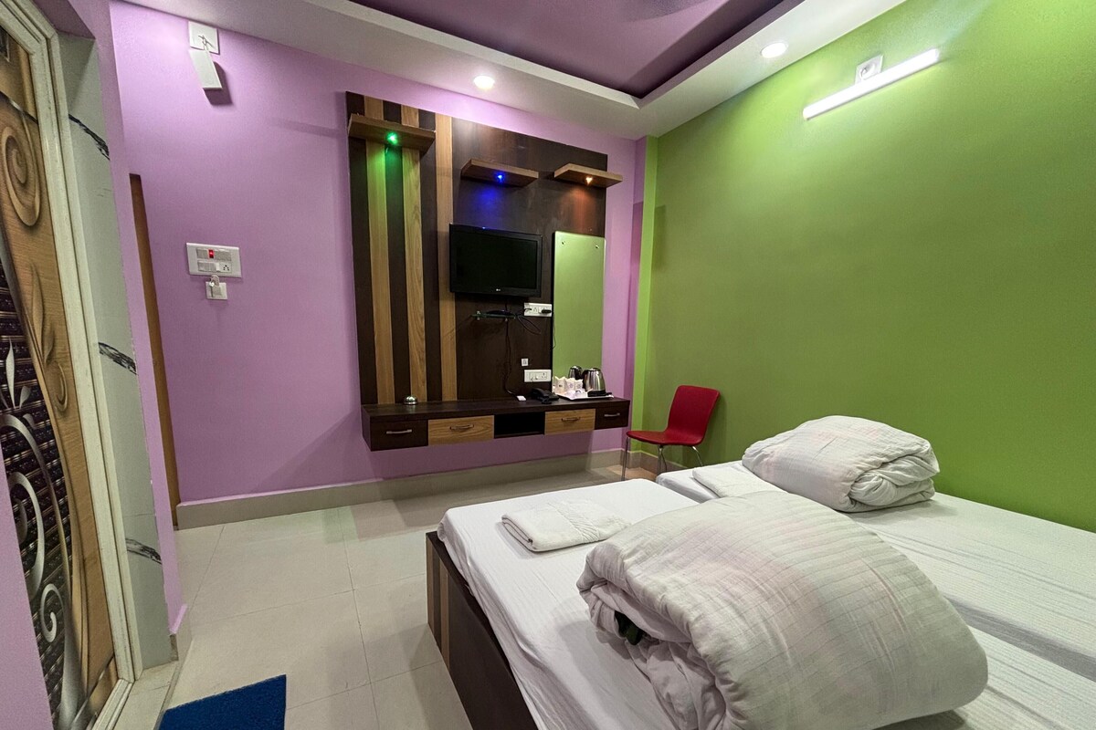 Standard Double or Twin Room | Premium bedding, memory-foam beds, free minibar items, in-room safe