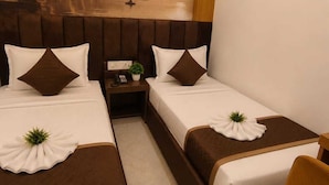 Unclassified image, 3 of 8, button - Hotel Rajyashree Retreat (Varanasi)