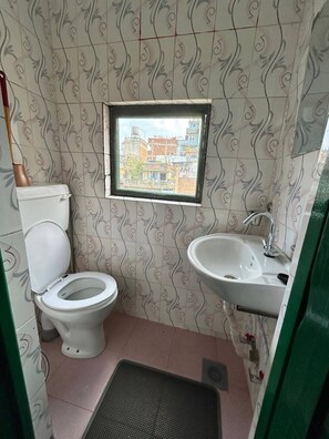 Room, 1 Bedroom | Bilik Mandi