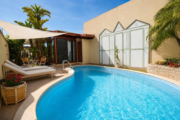 Autumn, Pool, Spring, Summer