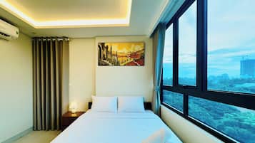 Premium Studio, Balcony, City View | WiFi (free)