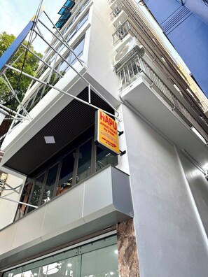Ảnh chưa phân loại, 2 trong số 45 ảnh, nút