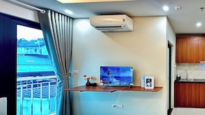 Studio Exécutif, balcon, vue ville