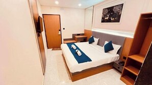 Unclassified image, 3 of 8, button - Hotel GRS Palace (Varanasi)