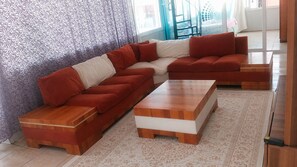 Ảnh chưa phân loại, 2 trong số 18 ảnh, nút