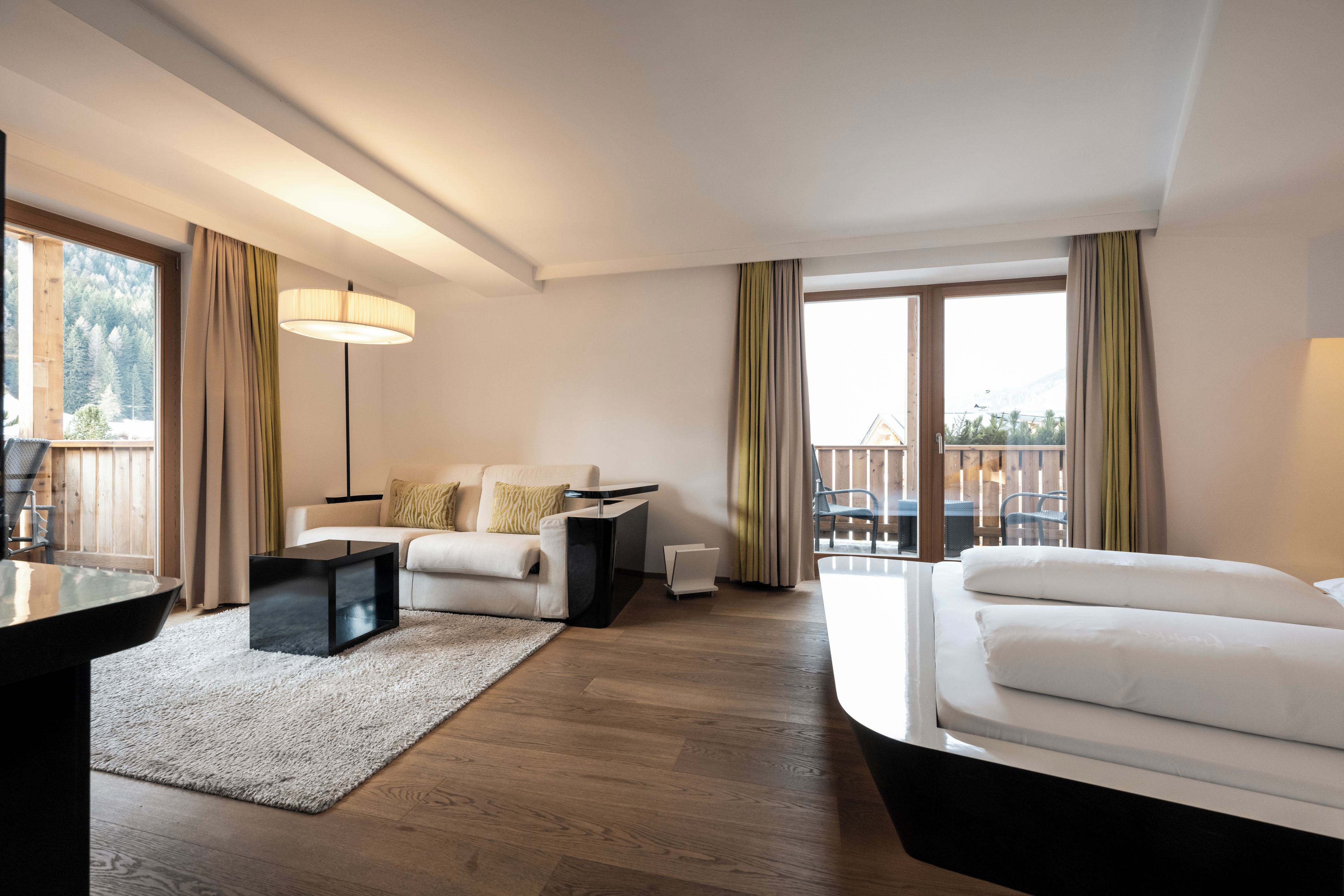Superior Double Room | Down comforters, minibar, in-room safe, soundproofing