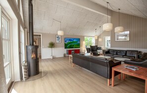 Living area - Beautiful home in Blåvand with sauna (Blåvand)