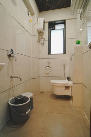 Bathroom - VayaVia The Arch – 3BHK Made for Togetherness (Nashik)