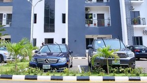 Imej tidak diklasifikasikan, 3 daripada 27, butang