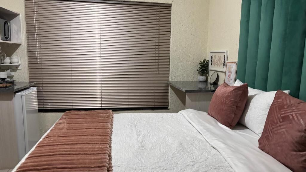 Economy Room, 1 Double Bed, Private Bathroom