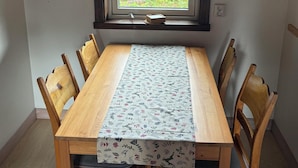 Cottage, Patio, Lake View | Dining