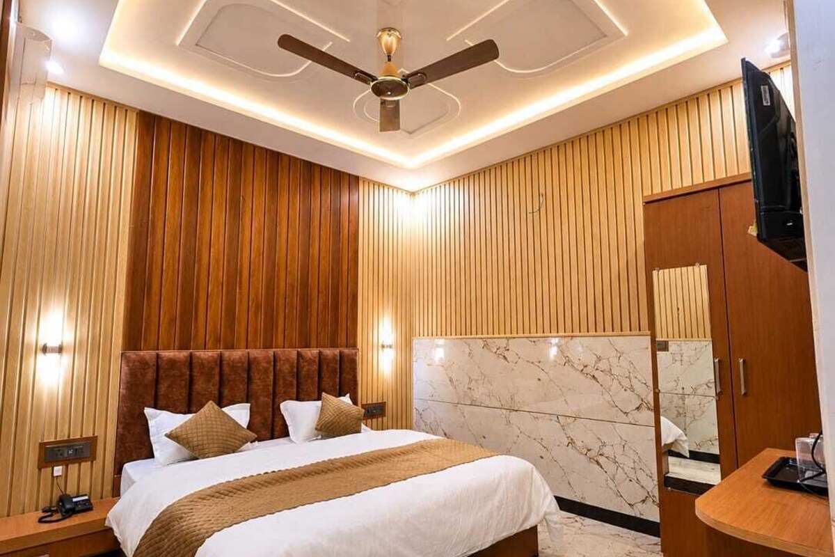 Deluxe Room | Free WiFi