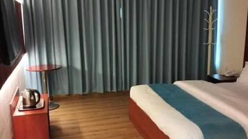 Executive Suite, City View