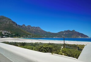 Beach - PINGU Beachhouse | Beachfront Villa with Hot Tub, Ocean Views & Beach Access (Cape Town)