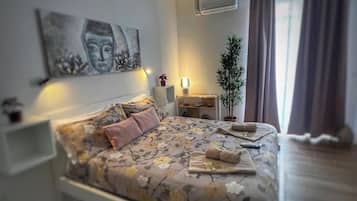 WiFi, bed sheets