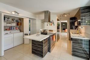 Talo (3 Bedrooms) | Sisätilat