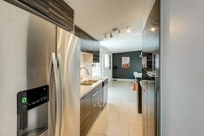 Talo (3 Bedrooms) | Sisätilat