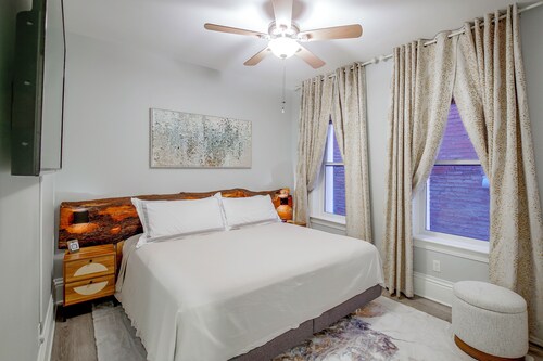 Private Patio & Hot Tub! Urban STL Retreat