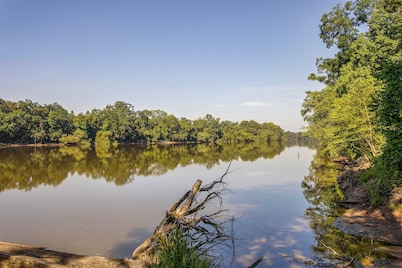 Waterfront Nature Escape on Altamaha River