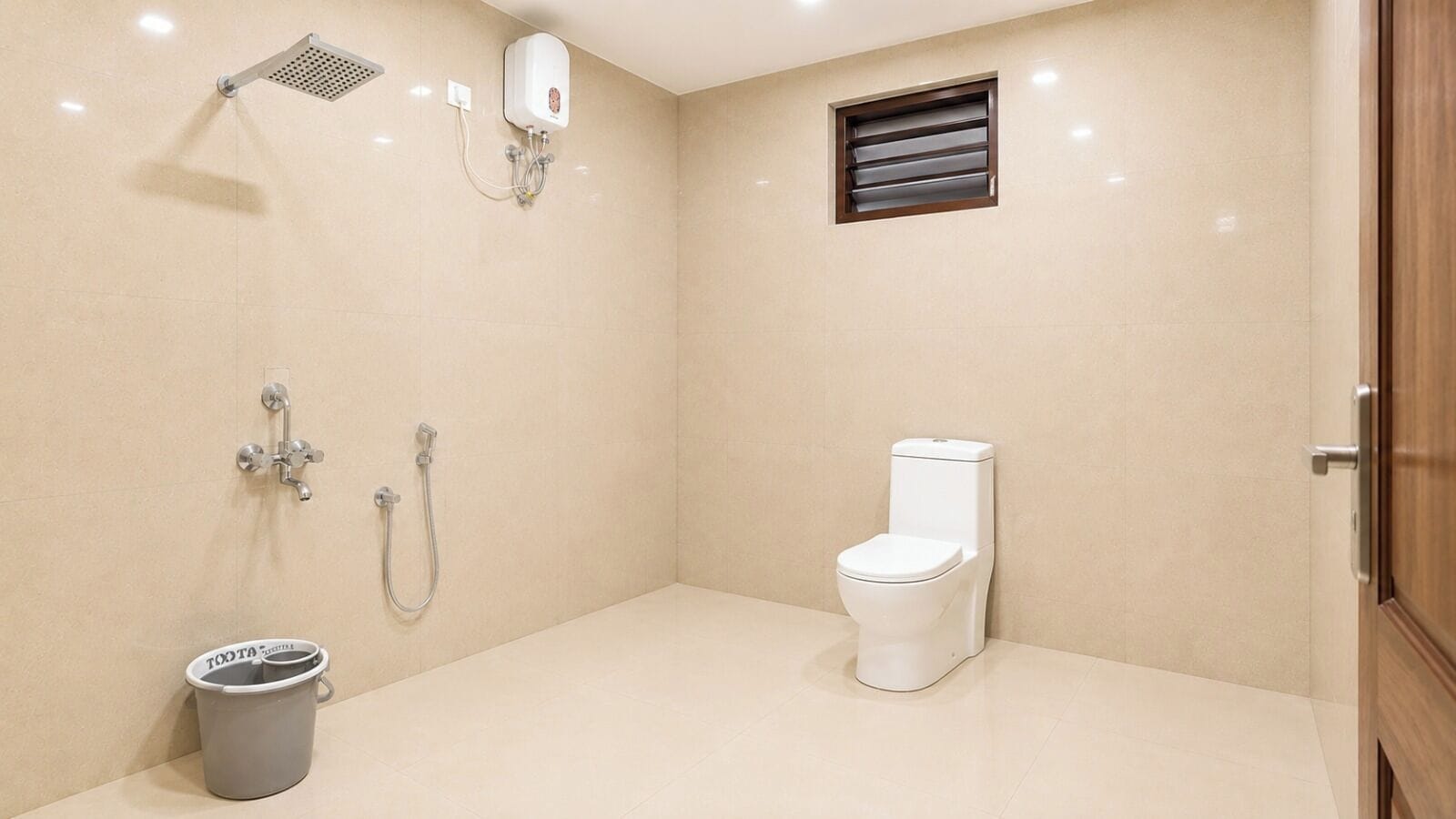 Quarto quádruplo luxo | Banheiro