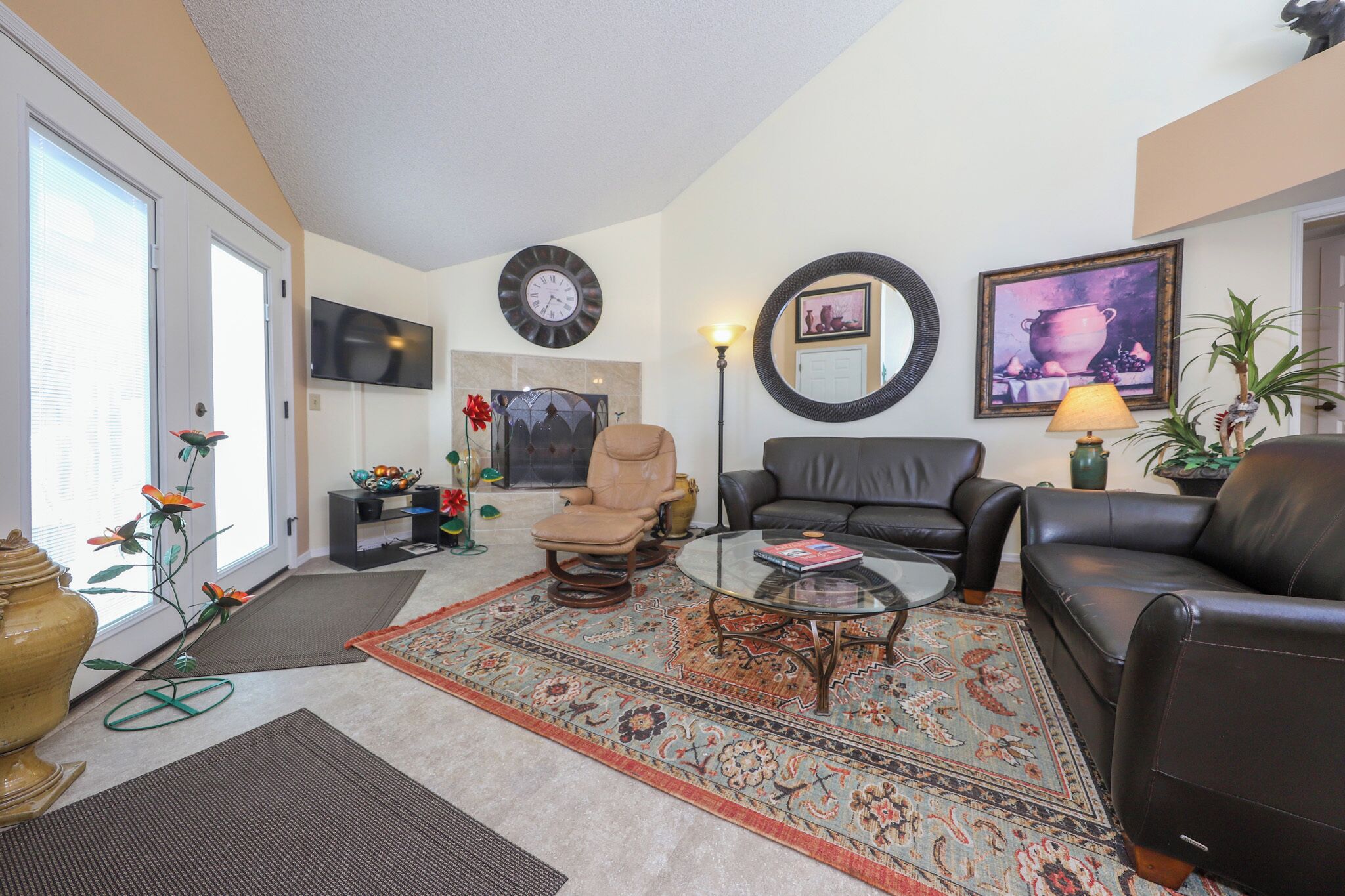 Dramatic End Unit 2 Bedrm Split Floor Plan   B26 Great Central Location - Tucson, AZ
