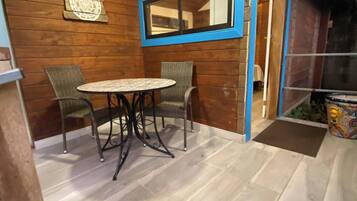 Studio, 1 Bedroom, Accessible, Terrace | Outdoor dining