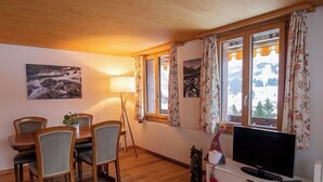 Dining - Waldrand Appartement/Fewo, Bad, WC, 2 Schlafräume 3-Zimmerwohnung by Interhome (Adelboden)