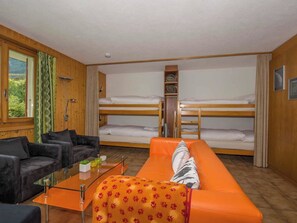 Unclassified image, 3 of 17, button - Chalet Falki Appartement/Fewo, Bad, WC, 3 Schlafräume 3.5-Zimmerwohnung + Studio by Interhome (Adelboden)