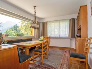 Dining - Chalet Grimm Appartement/Fewo, Dusche, WC 5.5-Zimmerwohnung by Interhome (Adelboden)