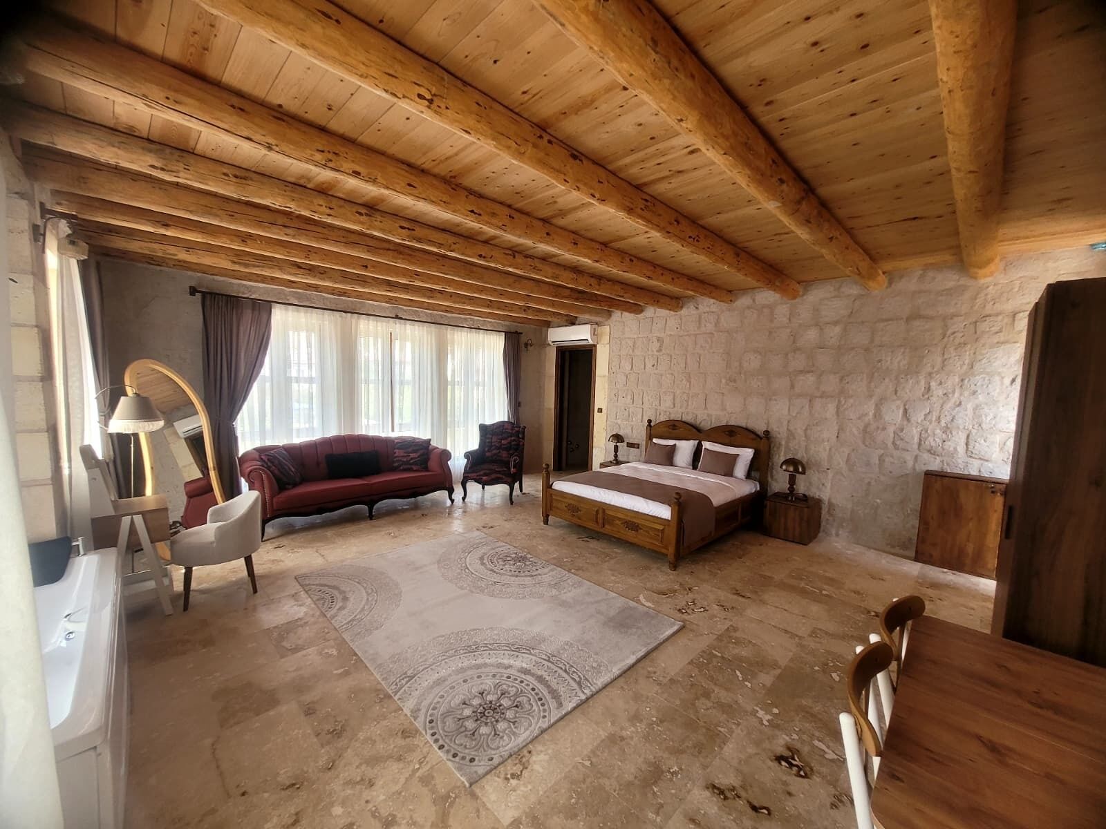 Double Room, 1 Queen Bed, Non Smoking | Living area